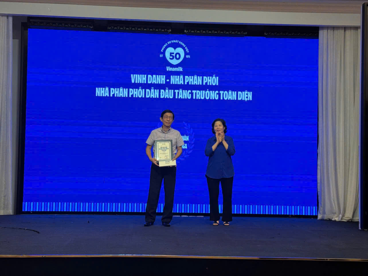 CÔNG TY CỔ PHẦN ĐẦU TƯ MỸ NGA VINH DỰ NHẬN 2 BẰNG KHEN VINH DANH NHÀ PHÂN PHỐI